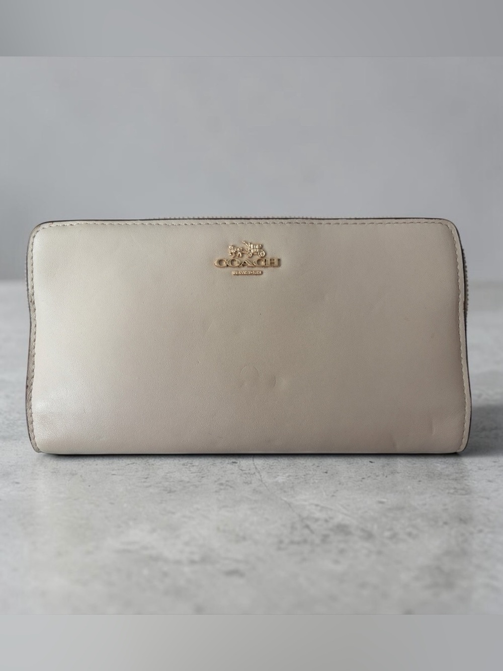 Coach Continental Wallet Cream Leather